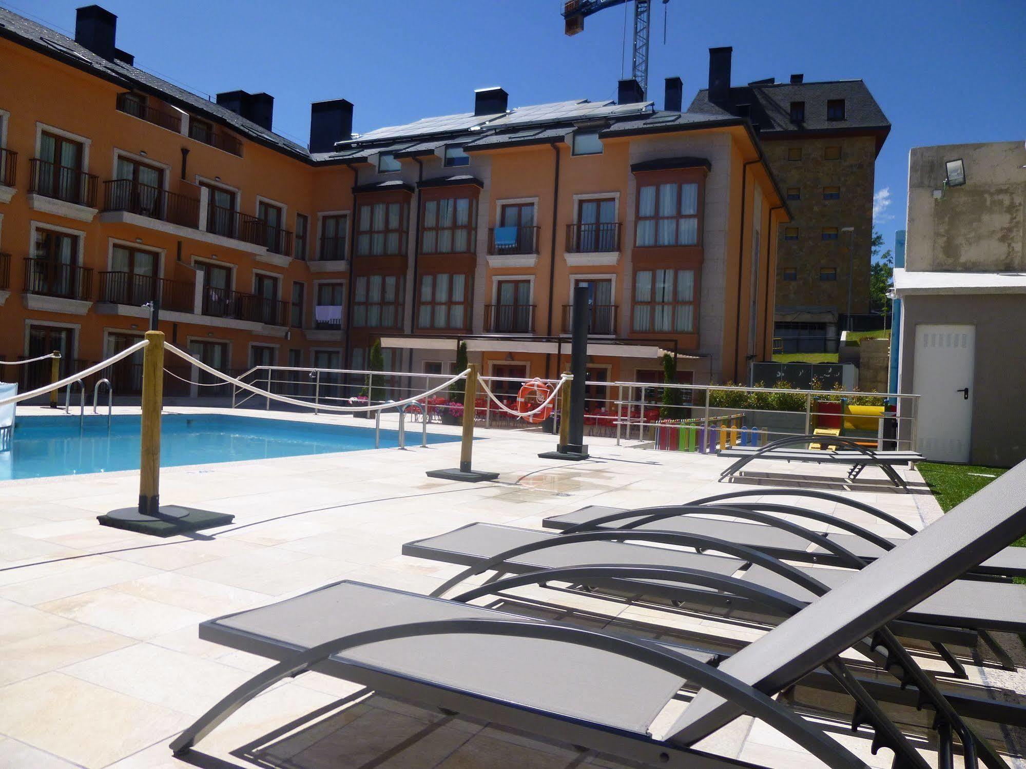 Apartahotel & Spa Jacetania Jaca Exterior foto